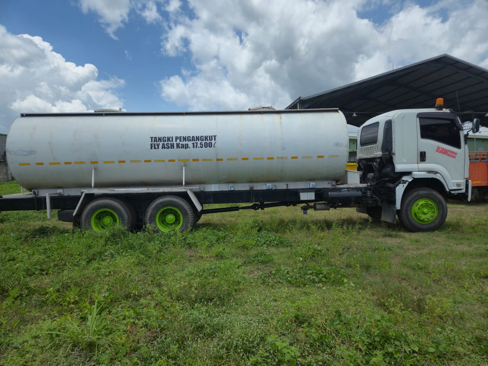 Tangki Fly Ash 17500